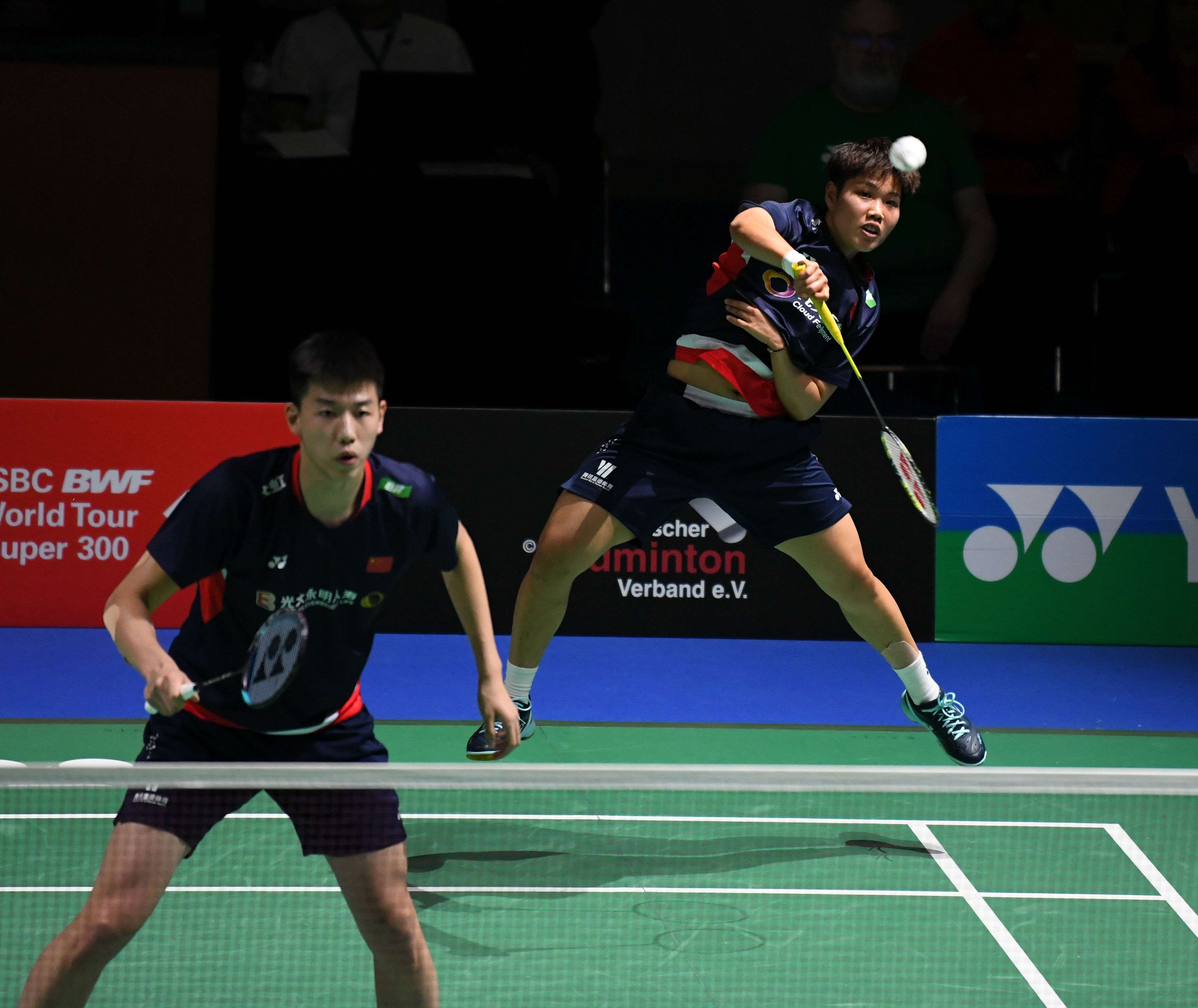 频繁摸切 频繁摸切